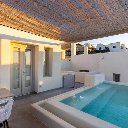 Serapias Apartment *