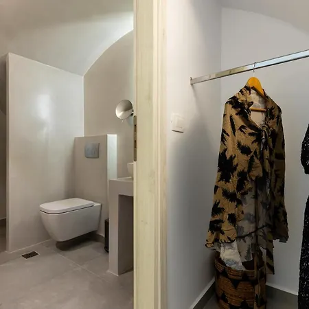 Serapias * Éxo Goniá