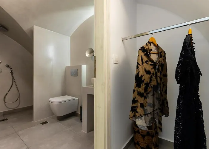 Serapias * Éxo Goniá